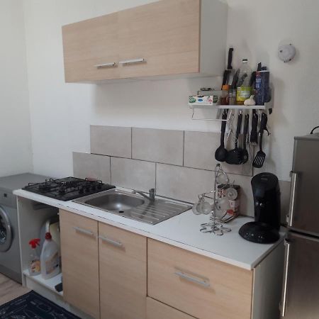 Appartement F1 Meuble 3 Personnes Aubenas Zewnętrze zdjęcie