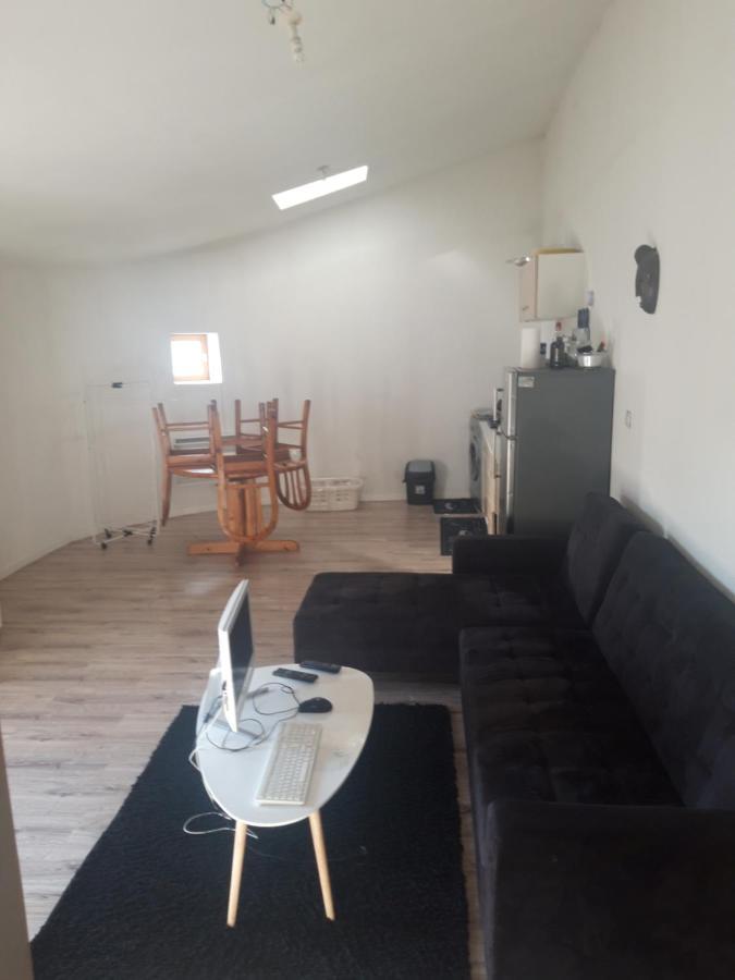 Appartement F1 Meuble 3 Personnes Aubenas Zewnętrze zdjęcie